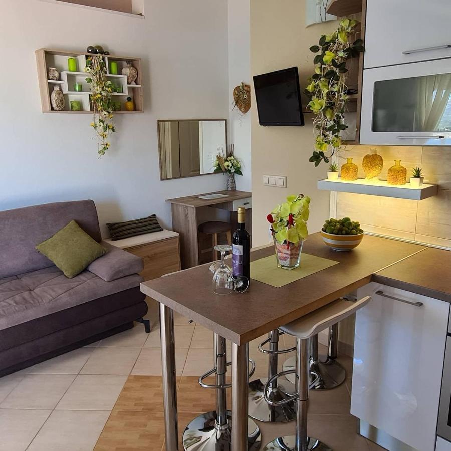 Apartment Panorama โตรกีร์ ภายนอก รูปภาพ